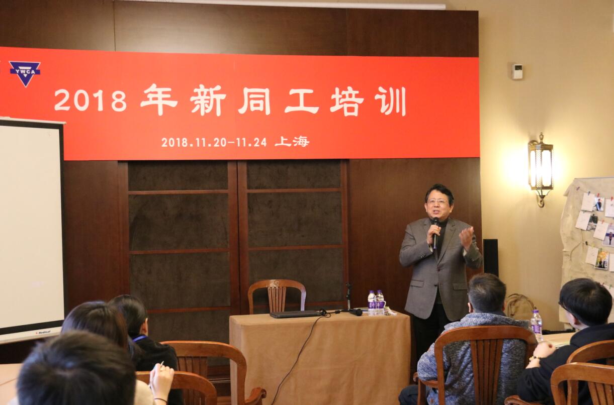 竞争 教会勤练常赛有助于培养学生的综合能力 坚持 专注 应变 自律